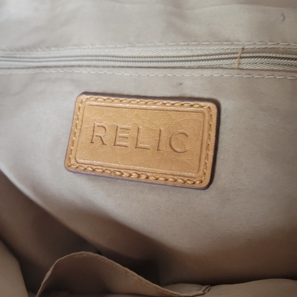 RELIC Straw shoulder bag - Picture 5 of 6